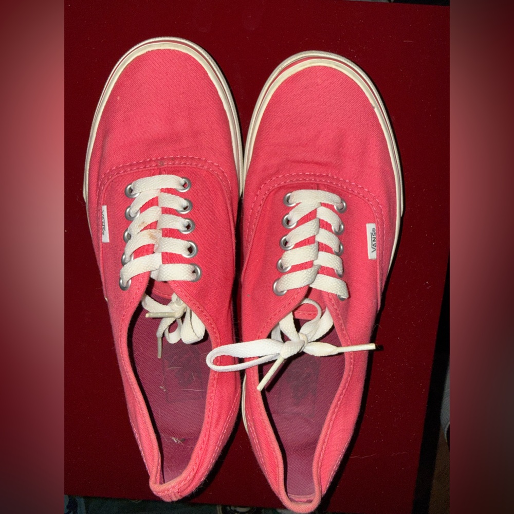 Vans Women's Vibrant Pink Lace-Up Sneakers